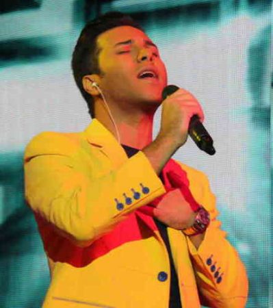 احسان حق شناس تو هر چی